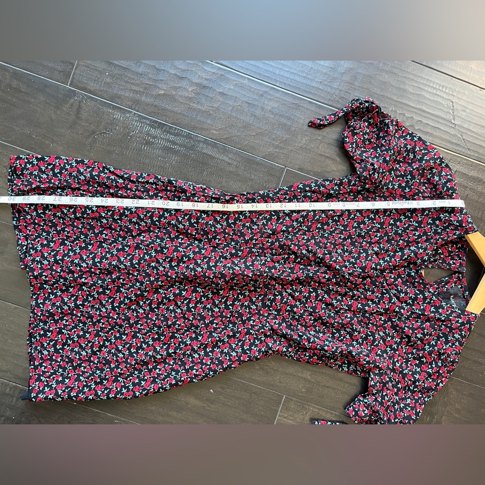 Reformation Amsterdam Dress - tailored to mini dress! Fits like size 0 - Picture 5 of 5